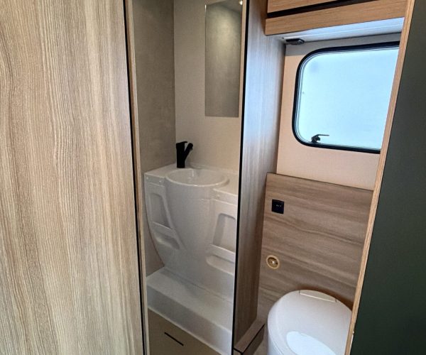 Rimor Kilig 78 Plus_łazienka.jpg