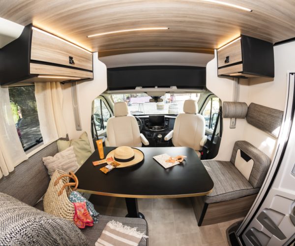 Wypożyczalnia Kamperów Warszawa Kamperów Kampery-Warszawa